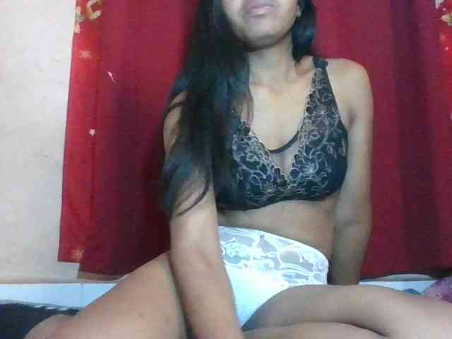 Keziah34 webcam