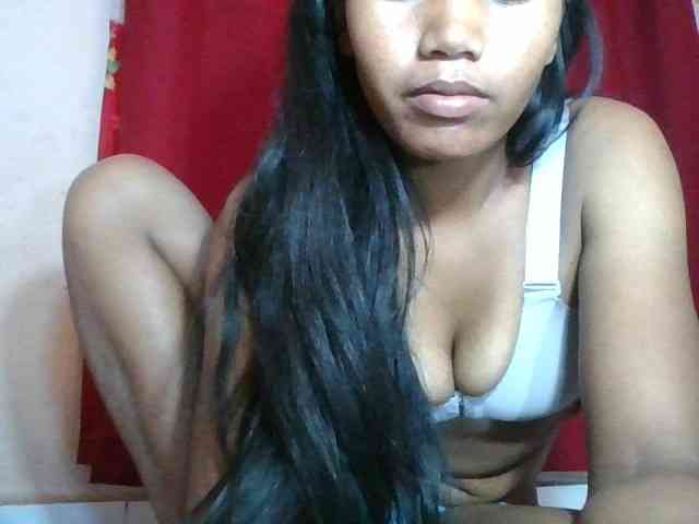 Keziah34 webcam