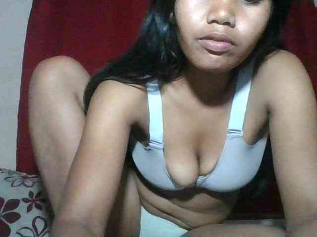 Keziah34 webcam