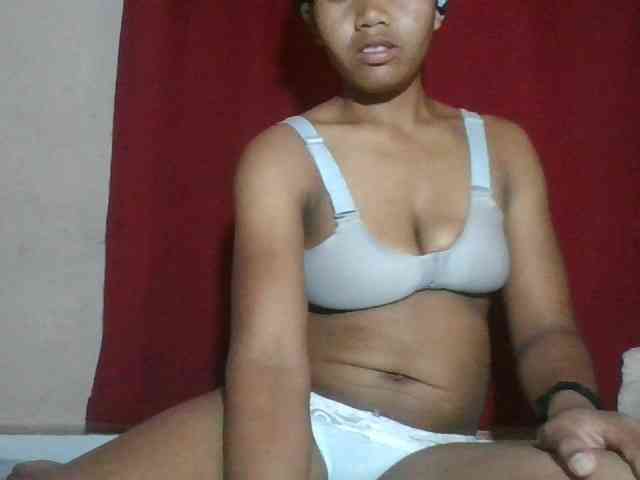 Keziah34 Live Webcam on BongaCams