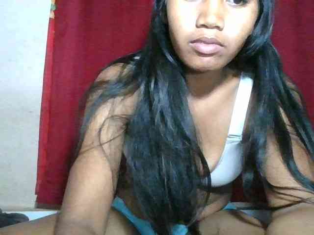 Keziah34 webcam