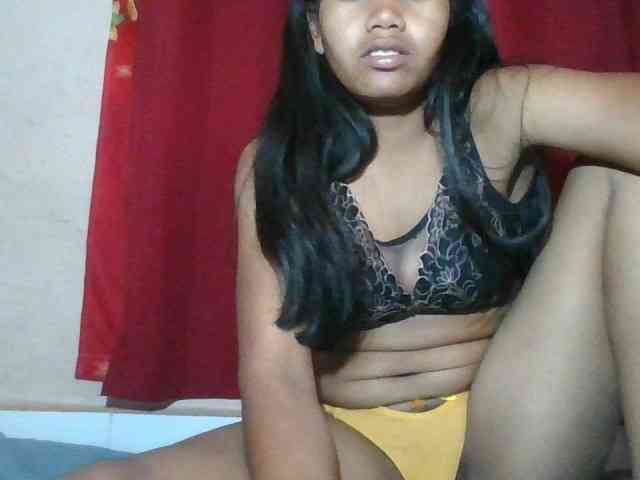 Keziah34 webcam