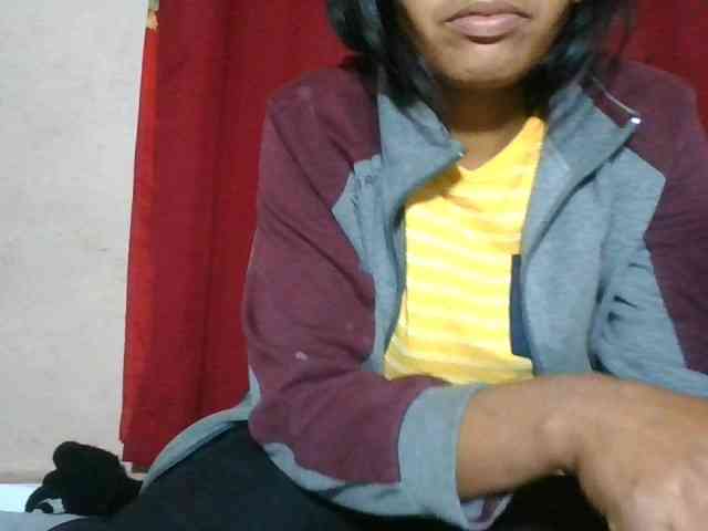 Keziah34 webcam
