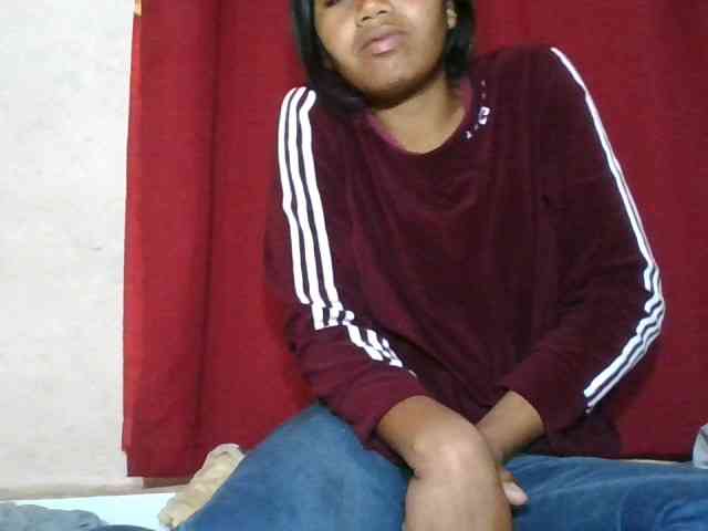 Keziah34 webcam