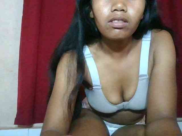 Keziah34 webcam