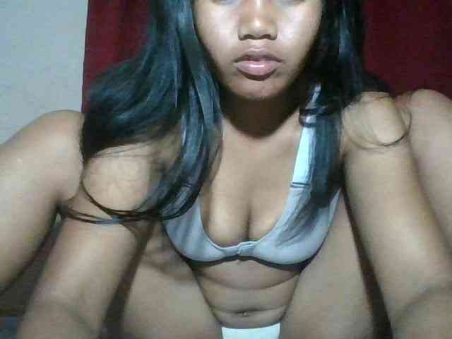 Keziah34 Live Webcam on BongaCams