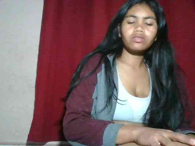 Keziah34 webcam