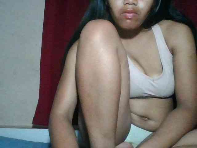 Keziah34 webcam