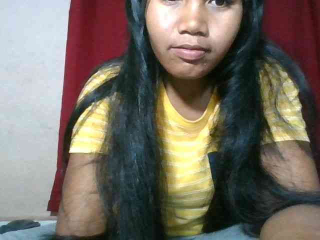 Keziah34 webcam