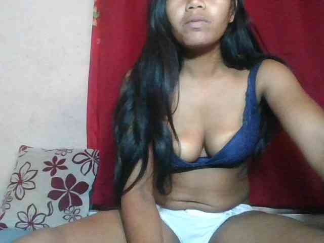 Keziah34 webcam