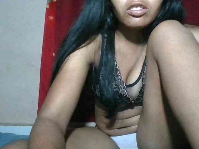 Keziah34 webcam