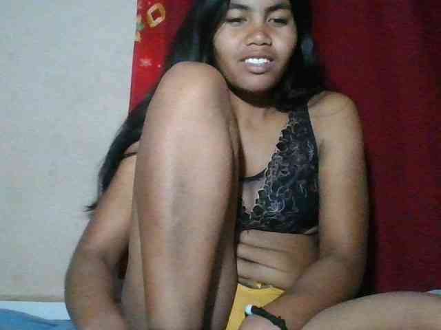 Keziah34 webcam
