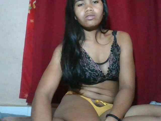 Keziah34 webcam