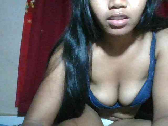 Keziah34 webcam