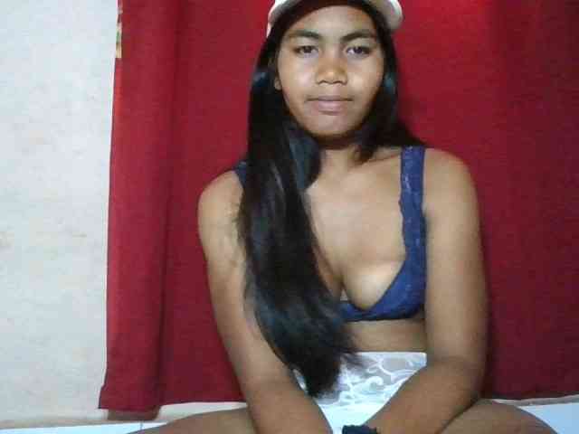 Keziah34 webcam