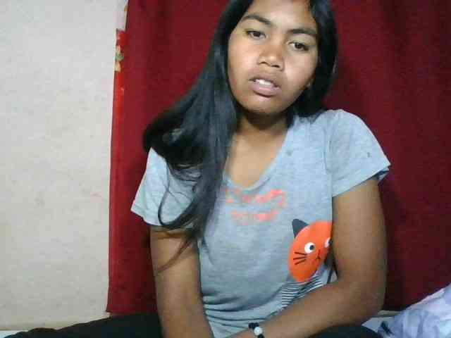 Keziah34 webcam