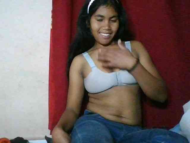 Keziah34 webcam