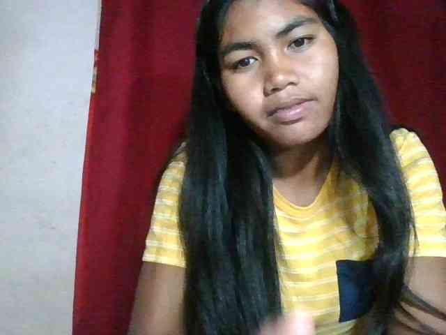 Keziah34 webcam