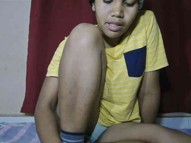 Keziah34 webcam