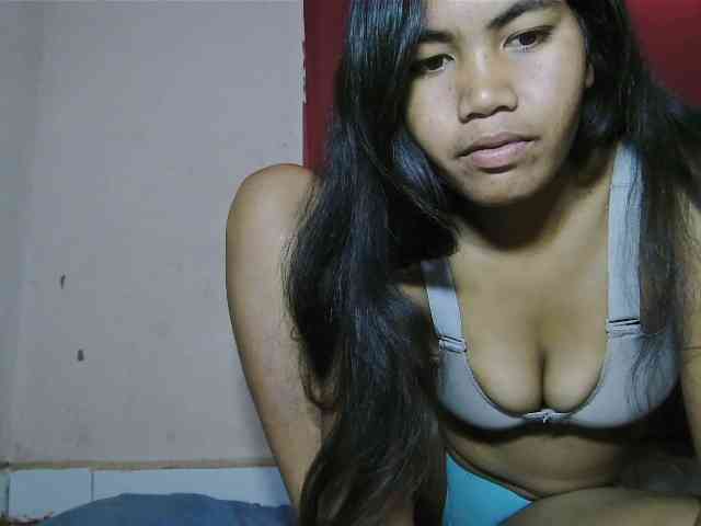 Keziah34 webcam