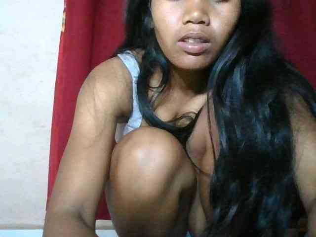 Keziah34 webcam
