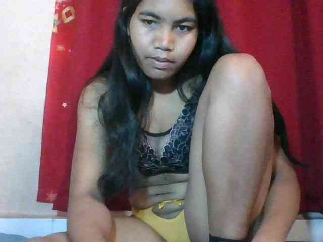 Keziah34 webcam