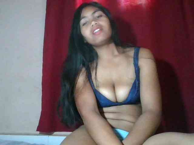 Keziah34 webcam