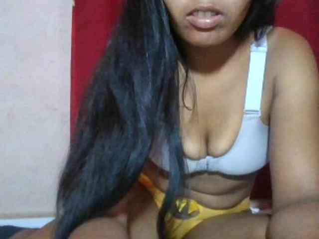 Keziah34 webcam