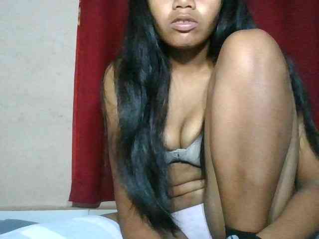 Keziah34 webcam