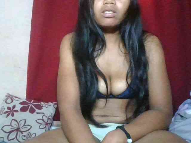 Keziah34 webcam