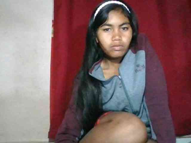 Keziah34 webcam