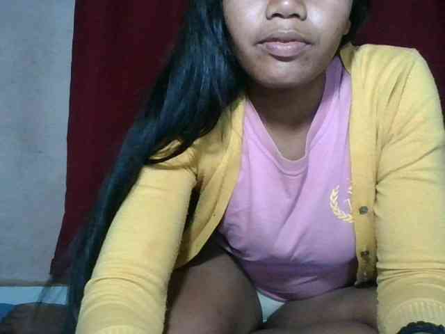 Keziah34 webcam
