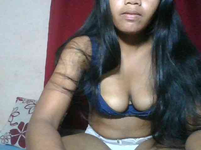 Keziah34 webcam