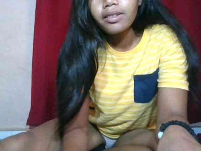 Keziah34 webcam