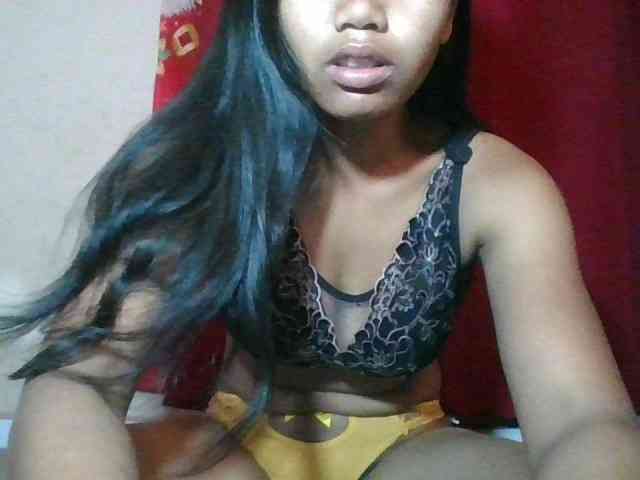 Keziah34 webcam