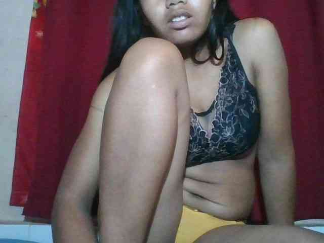Keziah34 webcam