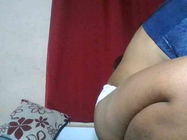 Keziah34 webcam