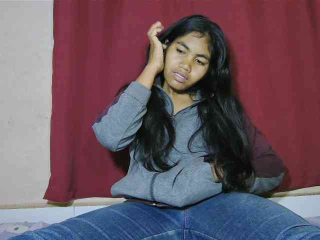 Keziah34 webcam