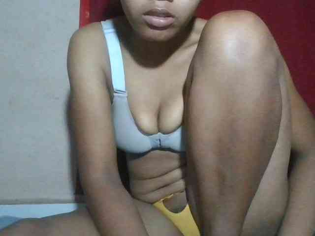 Keziah34 webcam
