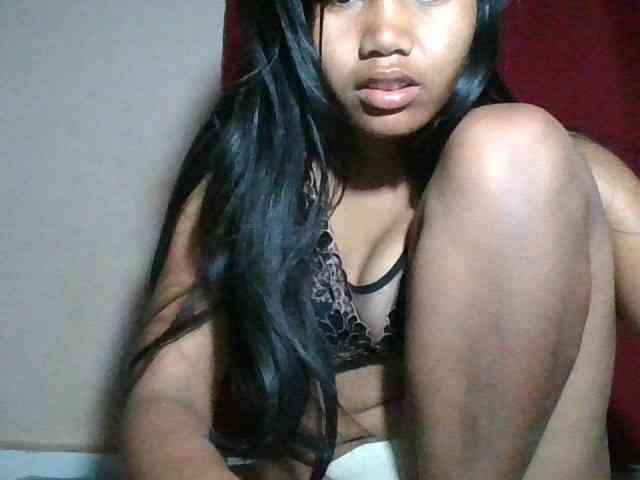 Keziah34 webcam
