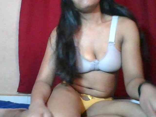 Keziah34 webcam