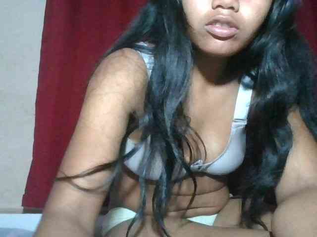 Keziah34 webcam