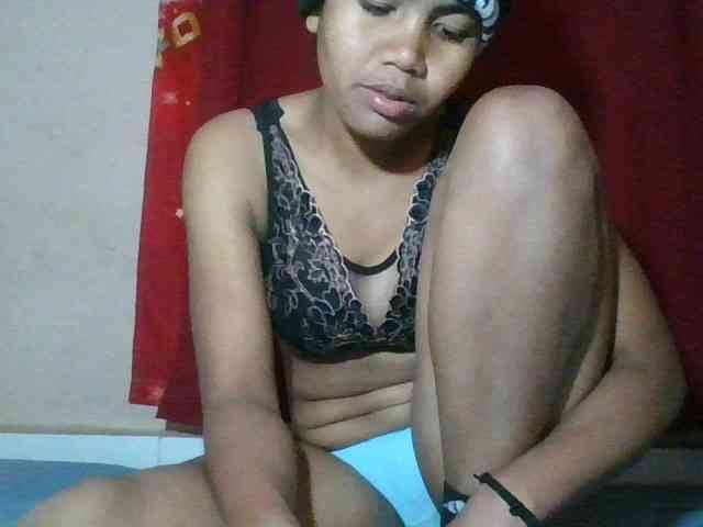 Keziah34 webcam