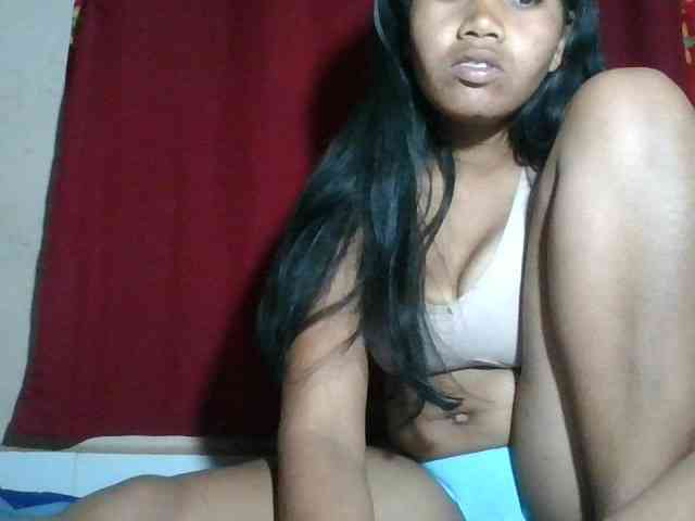 Keziah34 webcam