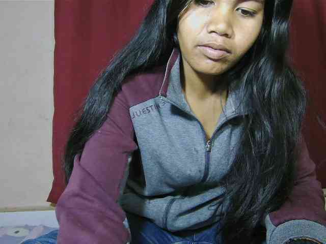 Keziah34 webcam