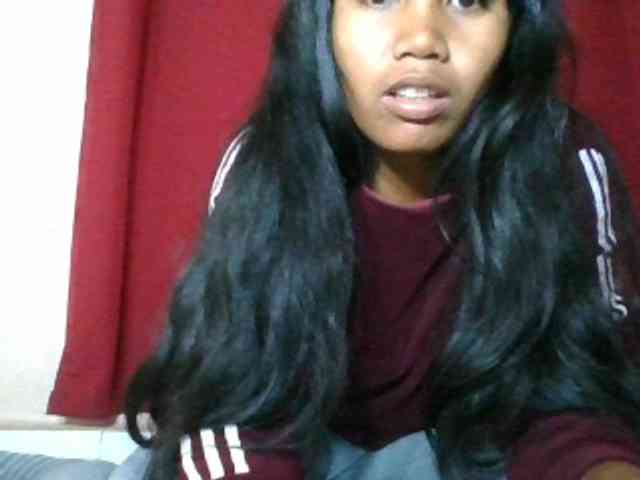 Keziah34 webcam