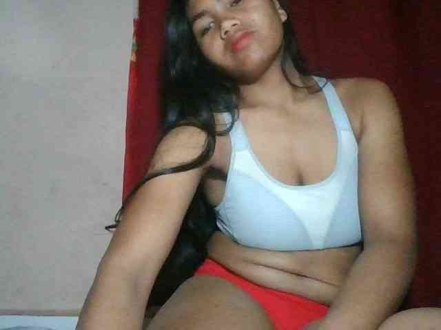 Keziah34 webcam
