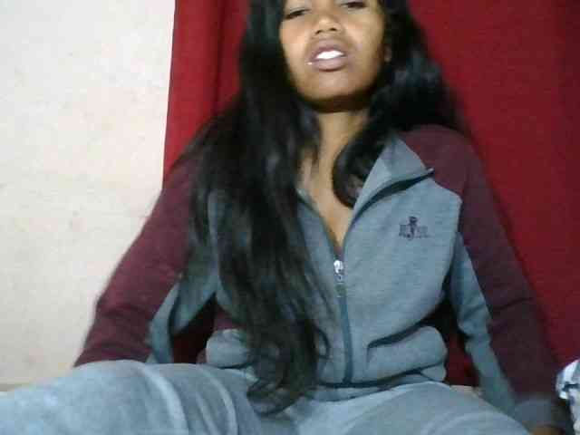Keziah34 webcam