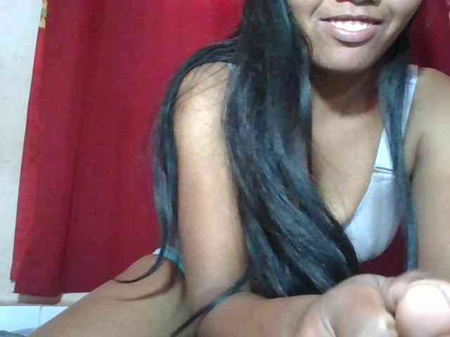 Keziah34 webcam