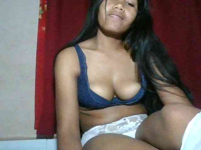 Keziah34 webcam